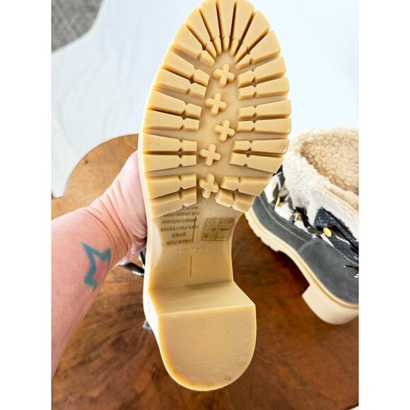 Dolce Vita Sherpa Lined Lace Up Gray/Brown Boot 3.5" Heel Womens 7.5 #0143C - Picture 12 of 12